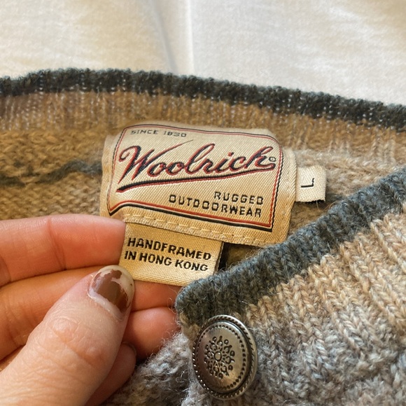 Vintage Woolrich large beige/taupe and sage green cardigan - Picture 2 of 8